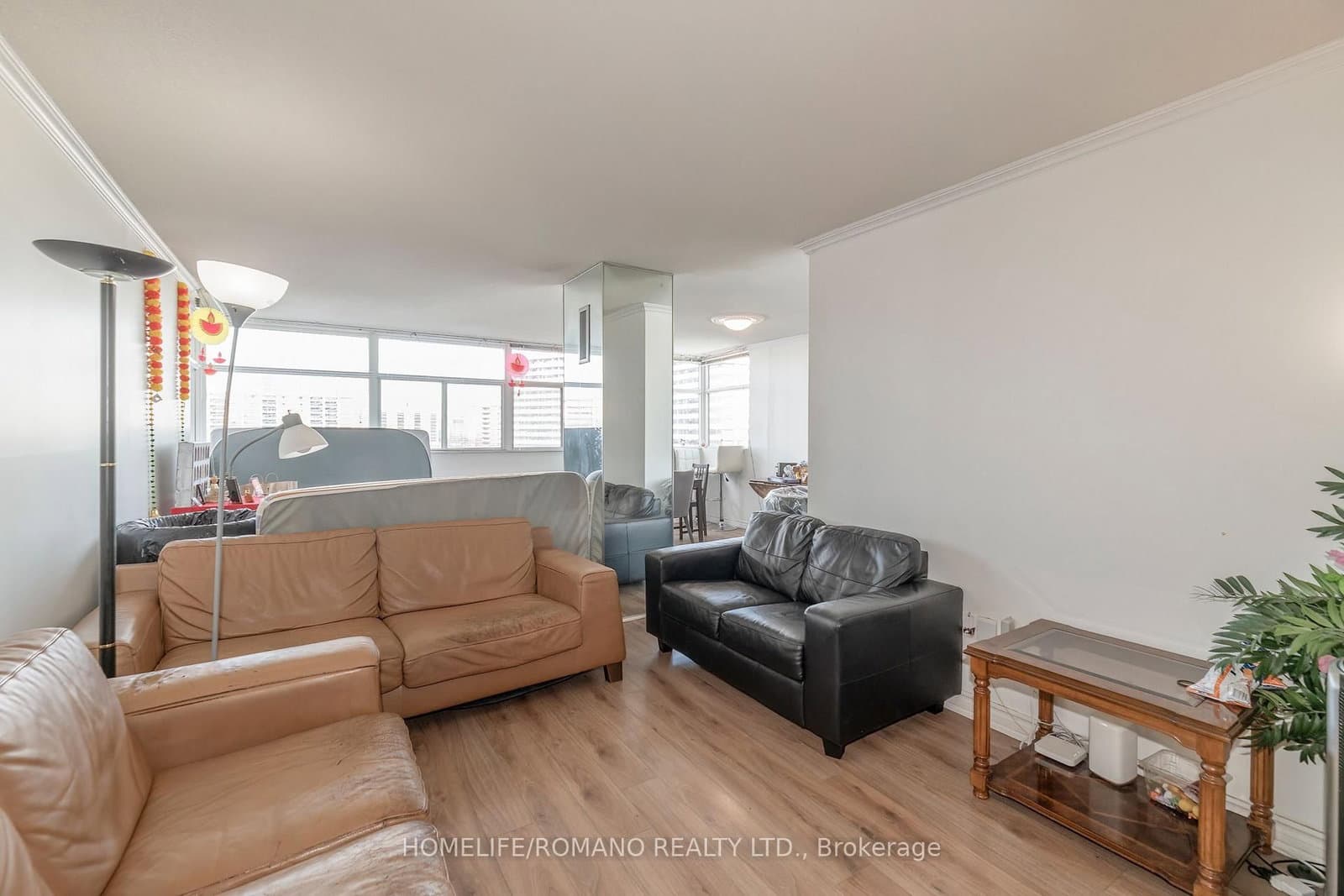 100 Antibes Drive, Unit 702 thumbnail 4
