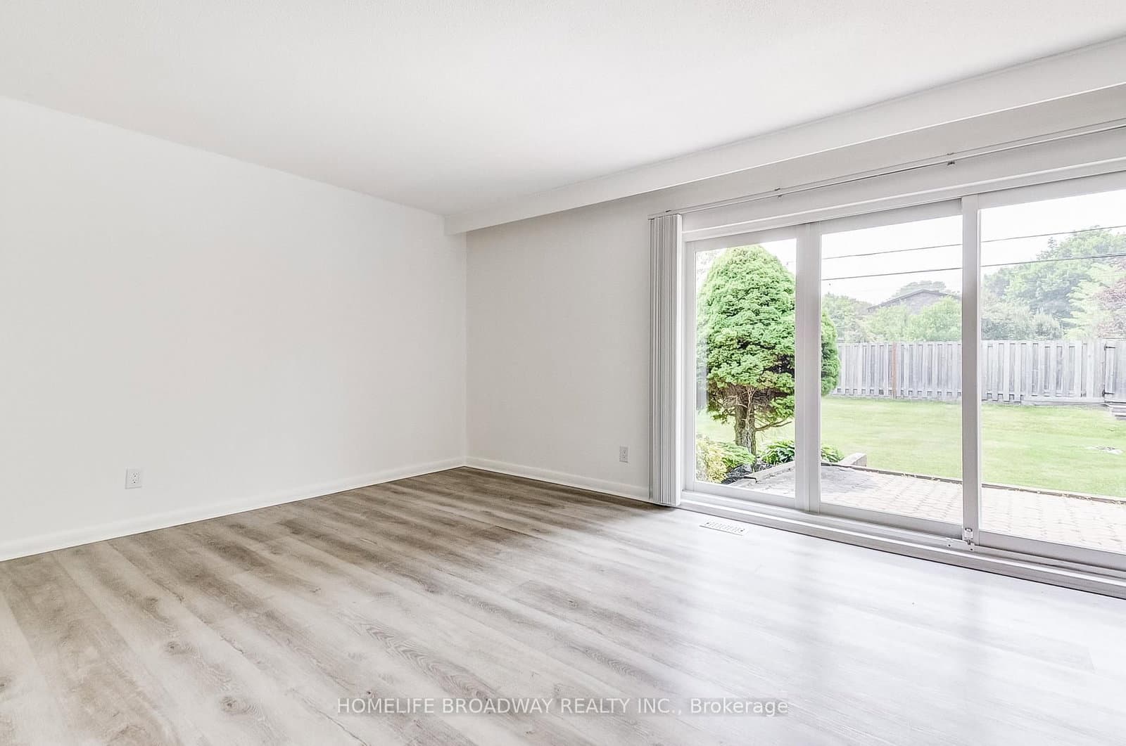 45 Hurlingham Crescent thumbnail 9