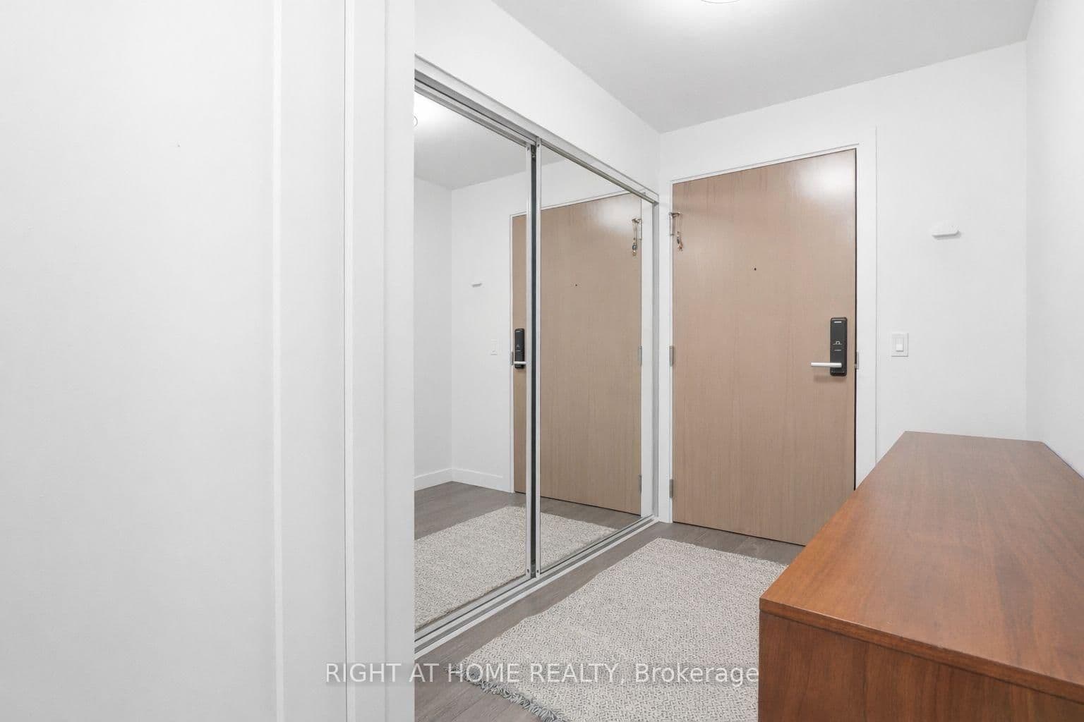 575 Bloor Street E, Unit 508 thumbnail 7