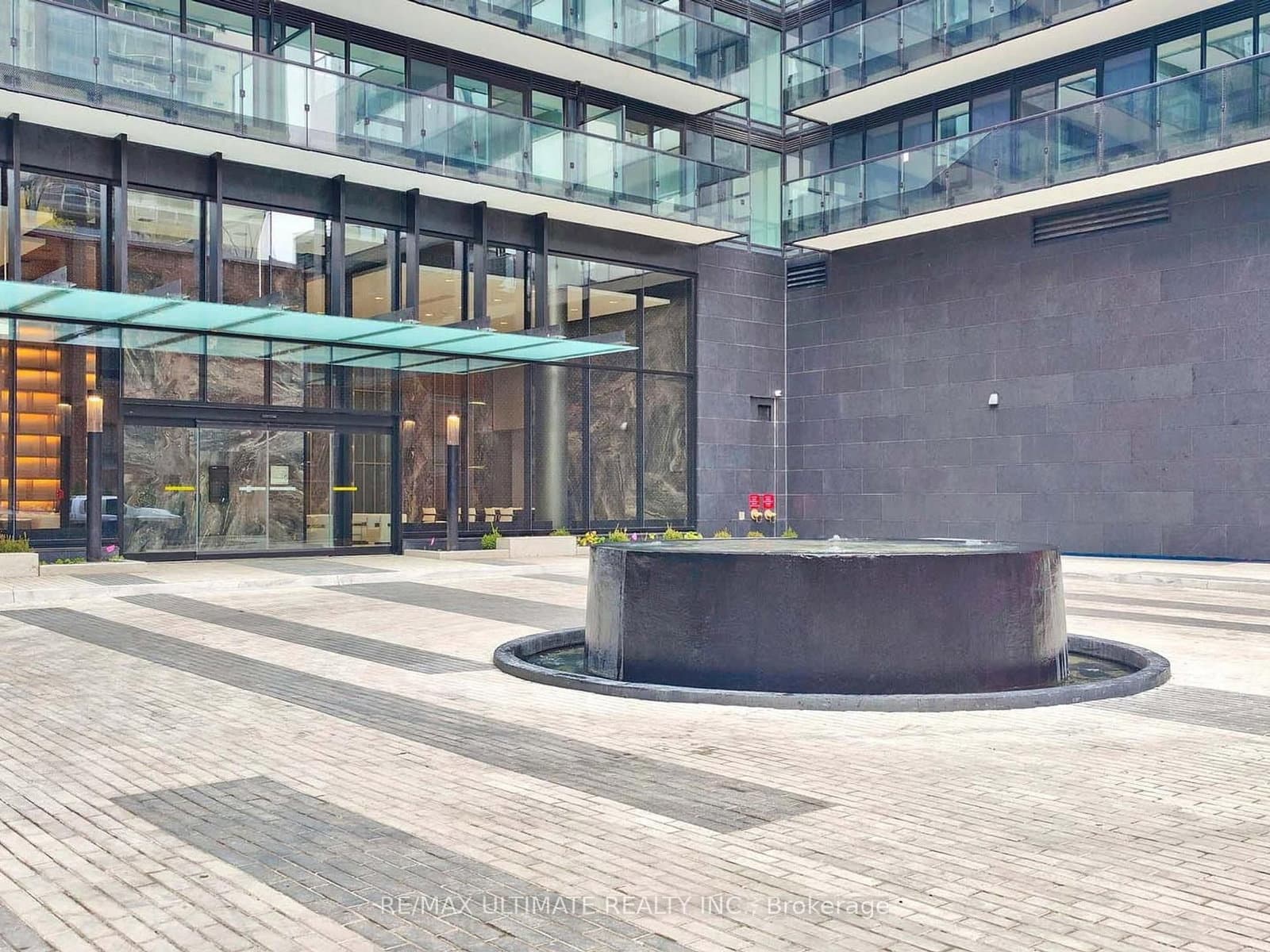 117 Broadway Avenue, Unit 207 thumbnail 6