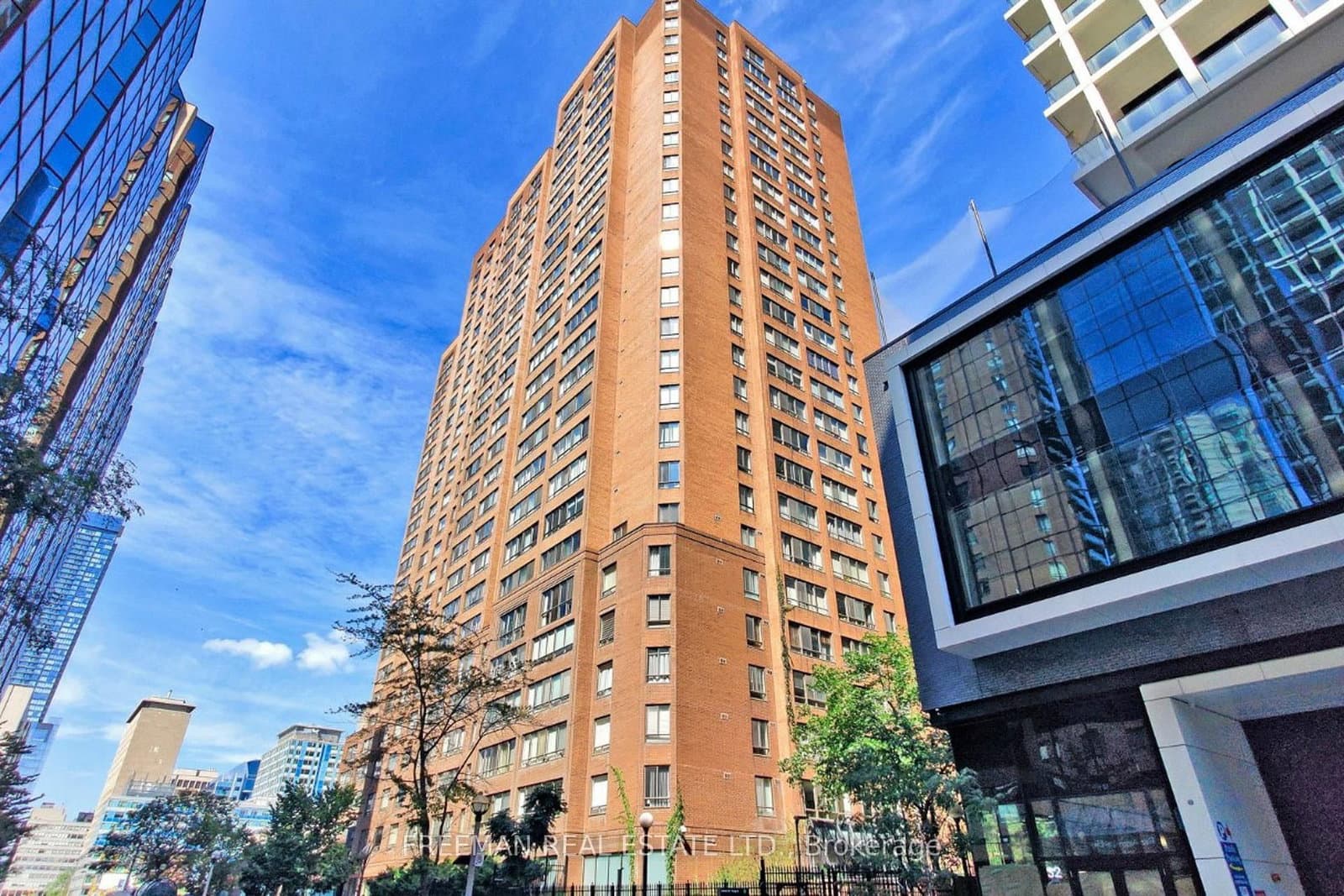 #2405 - 633 Bay Street