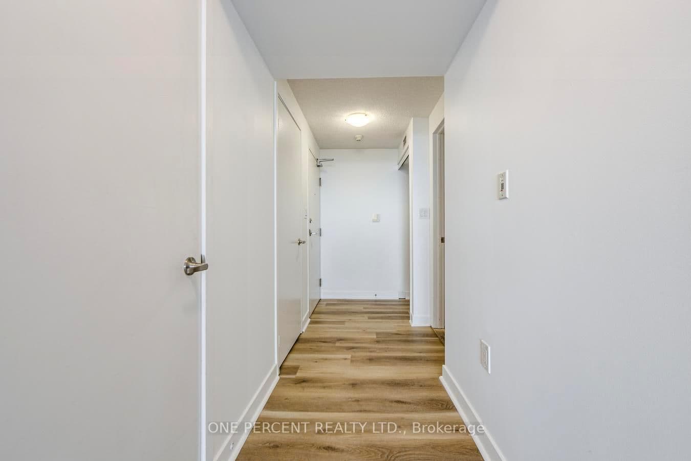 25 Telegram Mews, Unit 5007 thumbnail 11