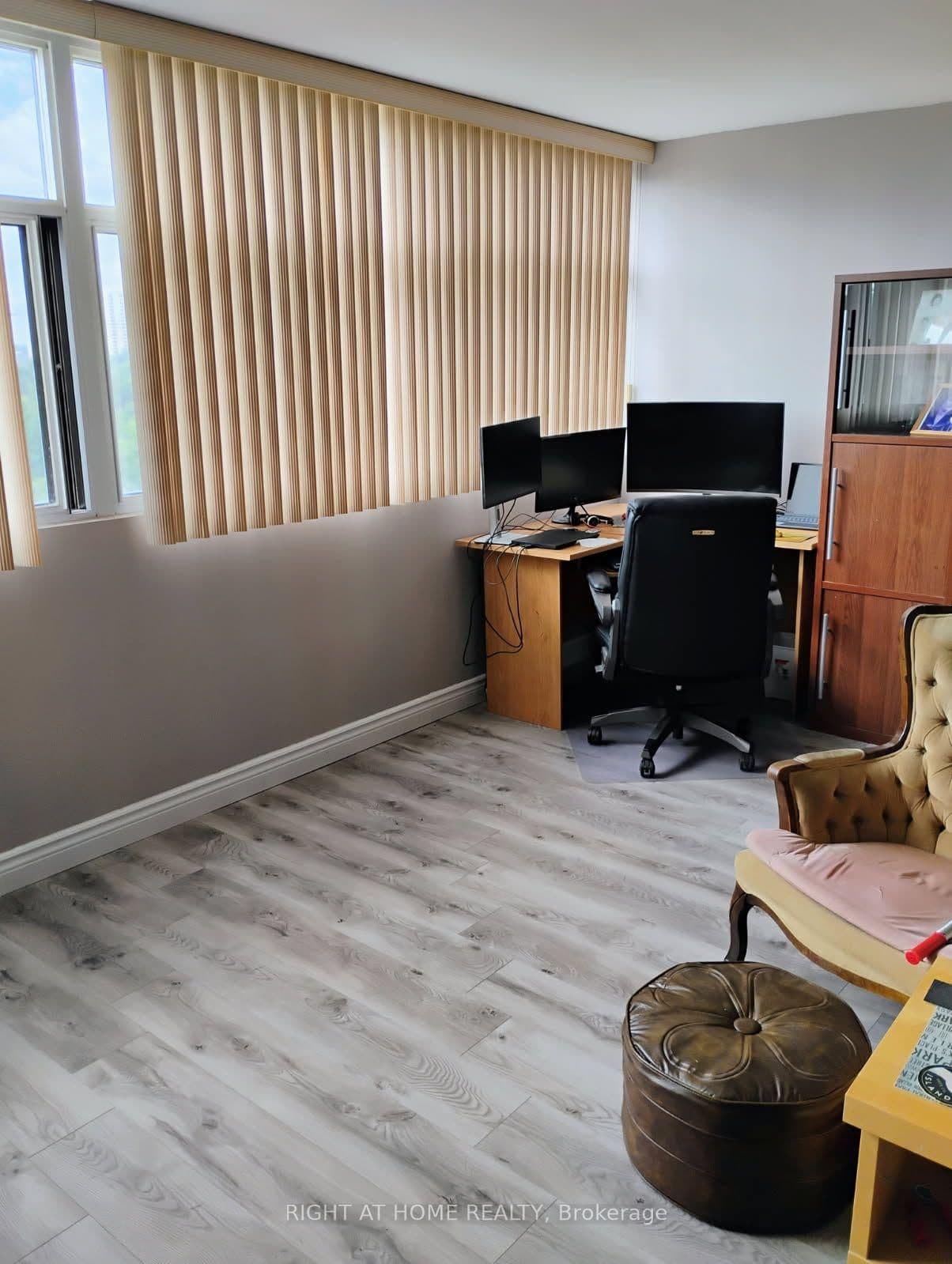 100 Antibes Drive, Unit 705 thumbnail 7