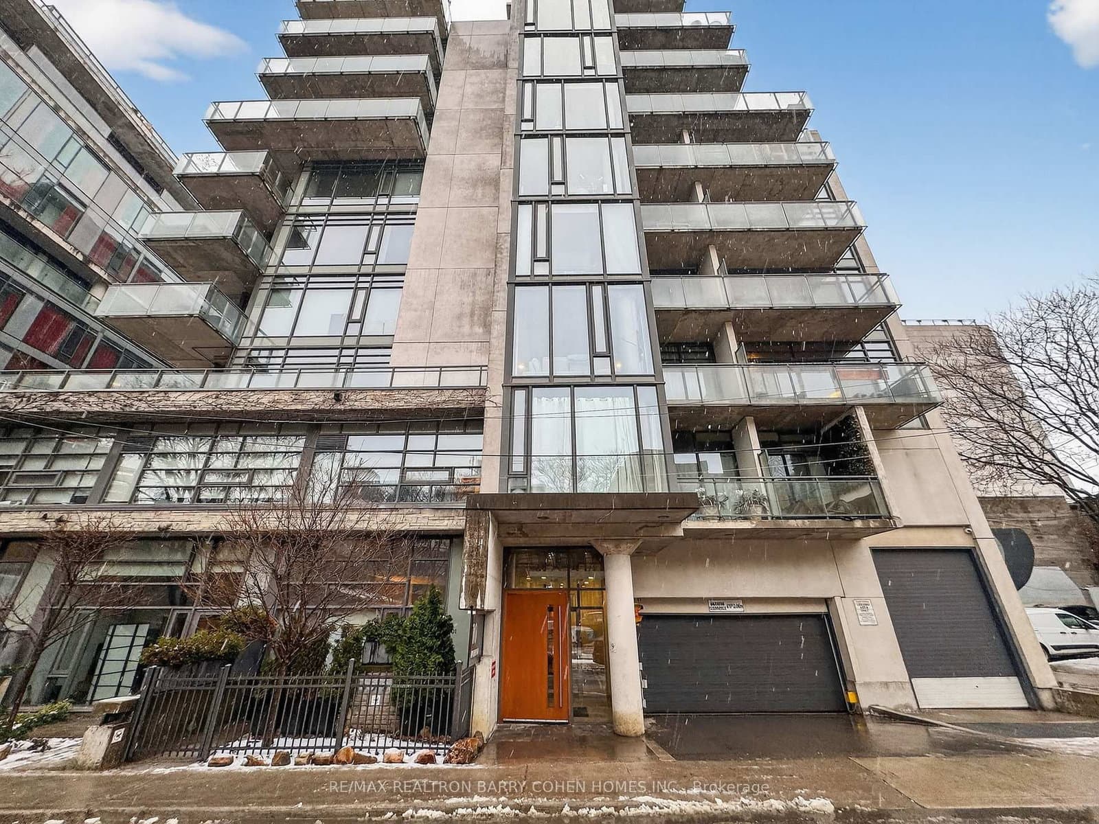 #Th4 - 10 Morrison Street