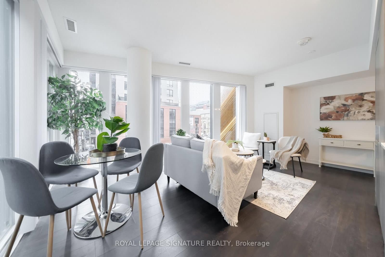 #203 - 60 Shuter Street
