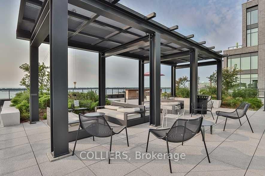 130 Queens Quay E, Unit 1304 thumbnail 11