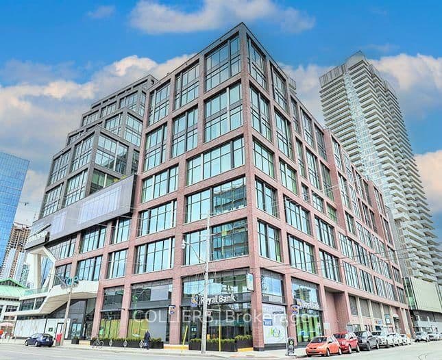 130 Queens Quay E, Unit 1304 thumbnail 4