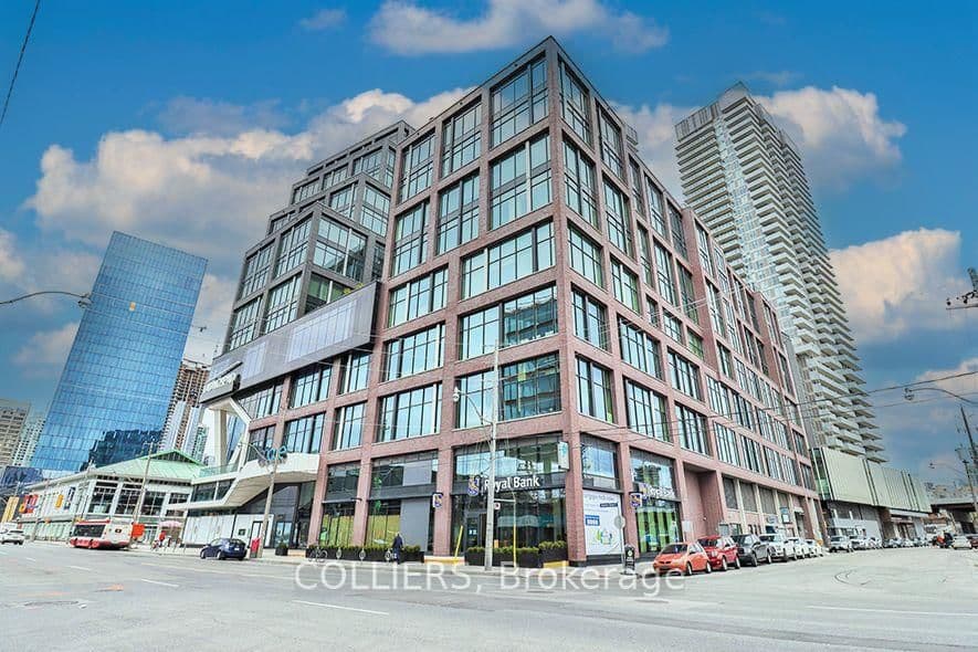 130 Queens Quay E, Unit 1304 thumbnail 5