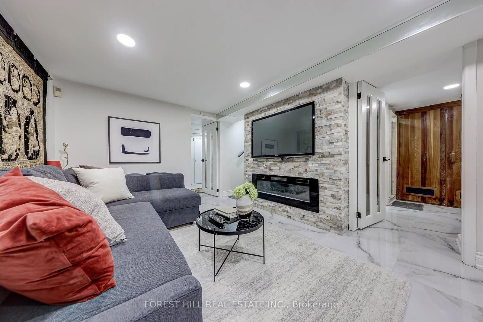 607 Spadina Road thumbnail 32