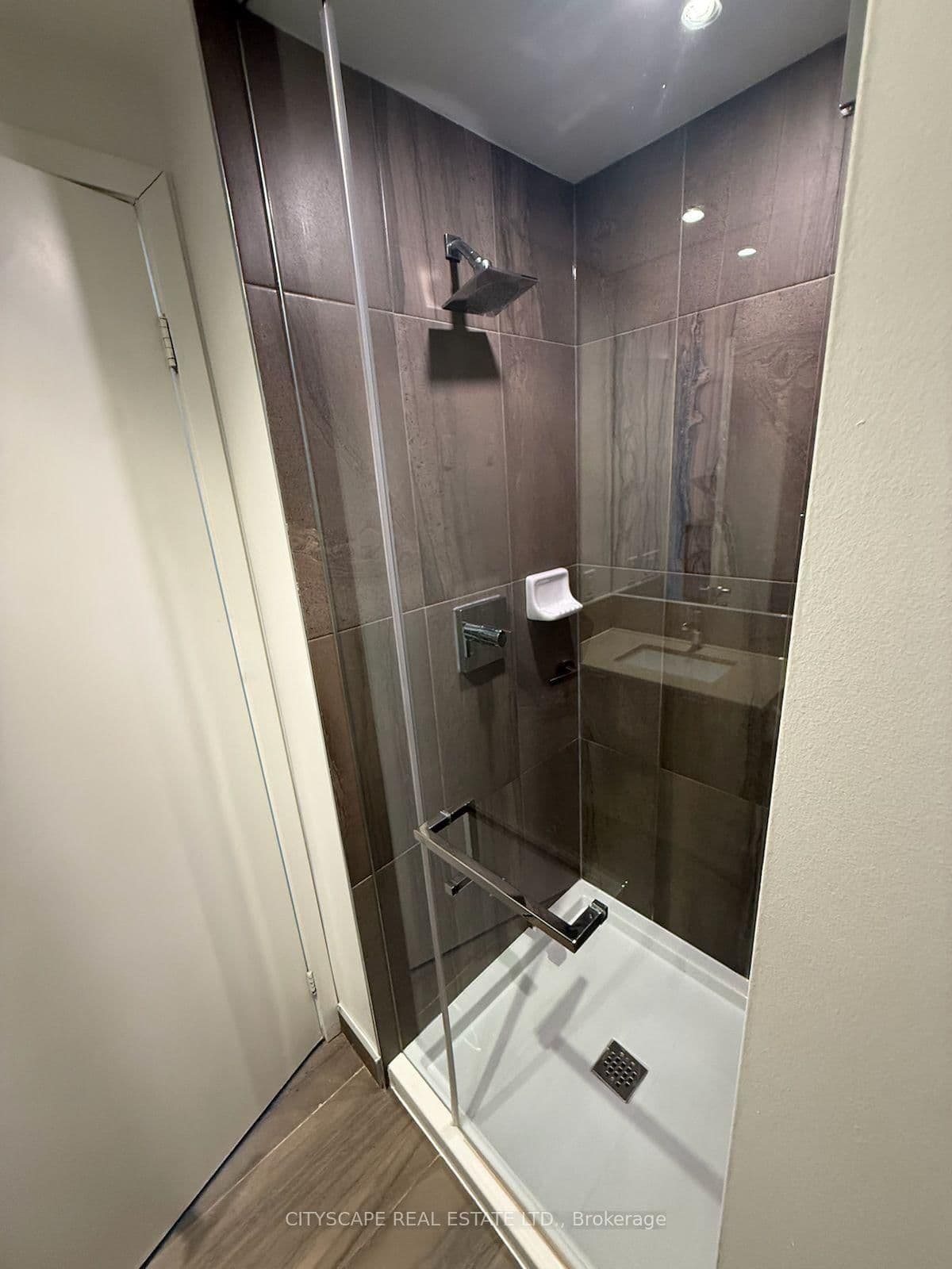 195 Redpath Avenue, Unit 3501 thumbnail 35