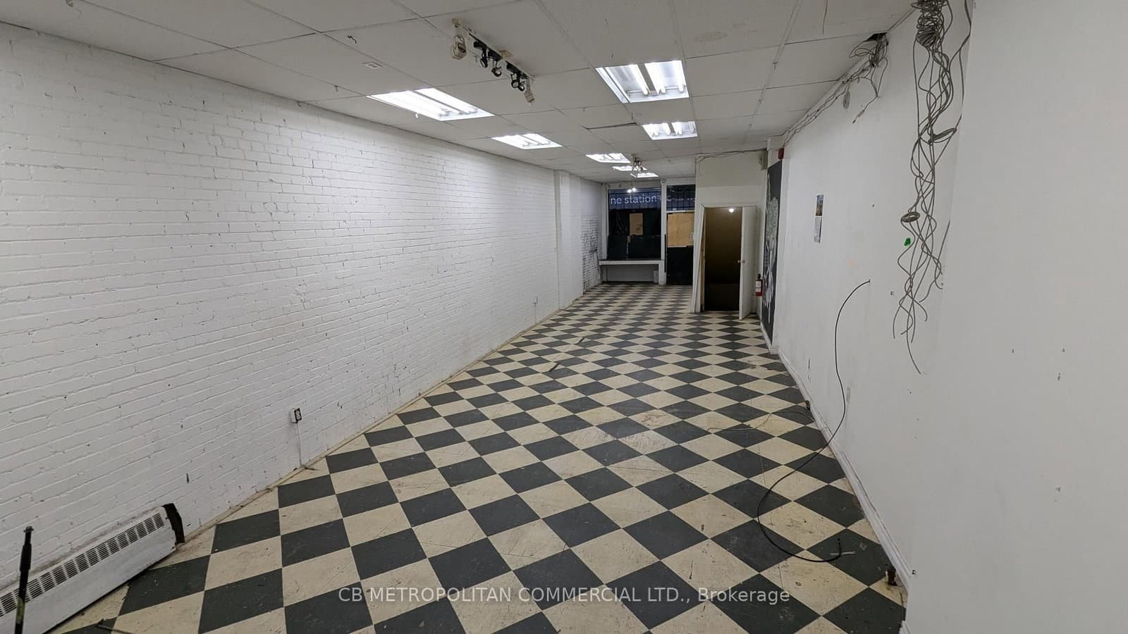 213 Queen Street, Unit A thumbnail 3