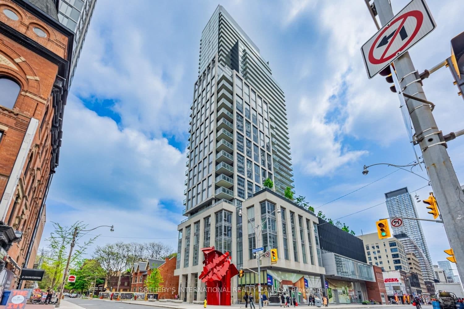#1806 - 3 Gloucester Street