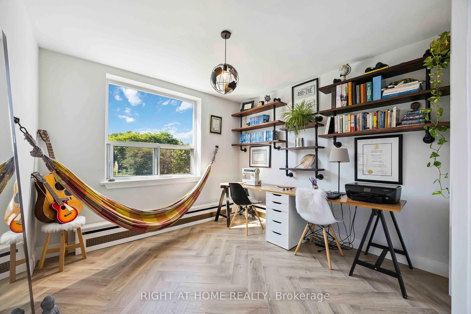 57 Neptune Drive, Unit 103 thumbnail 26