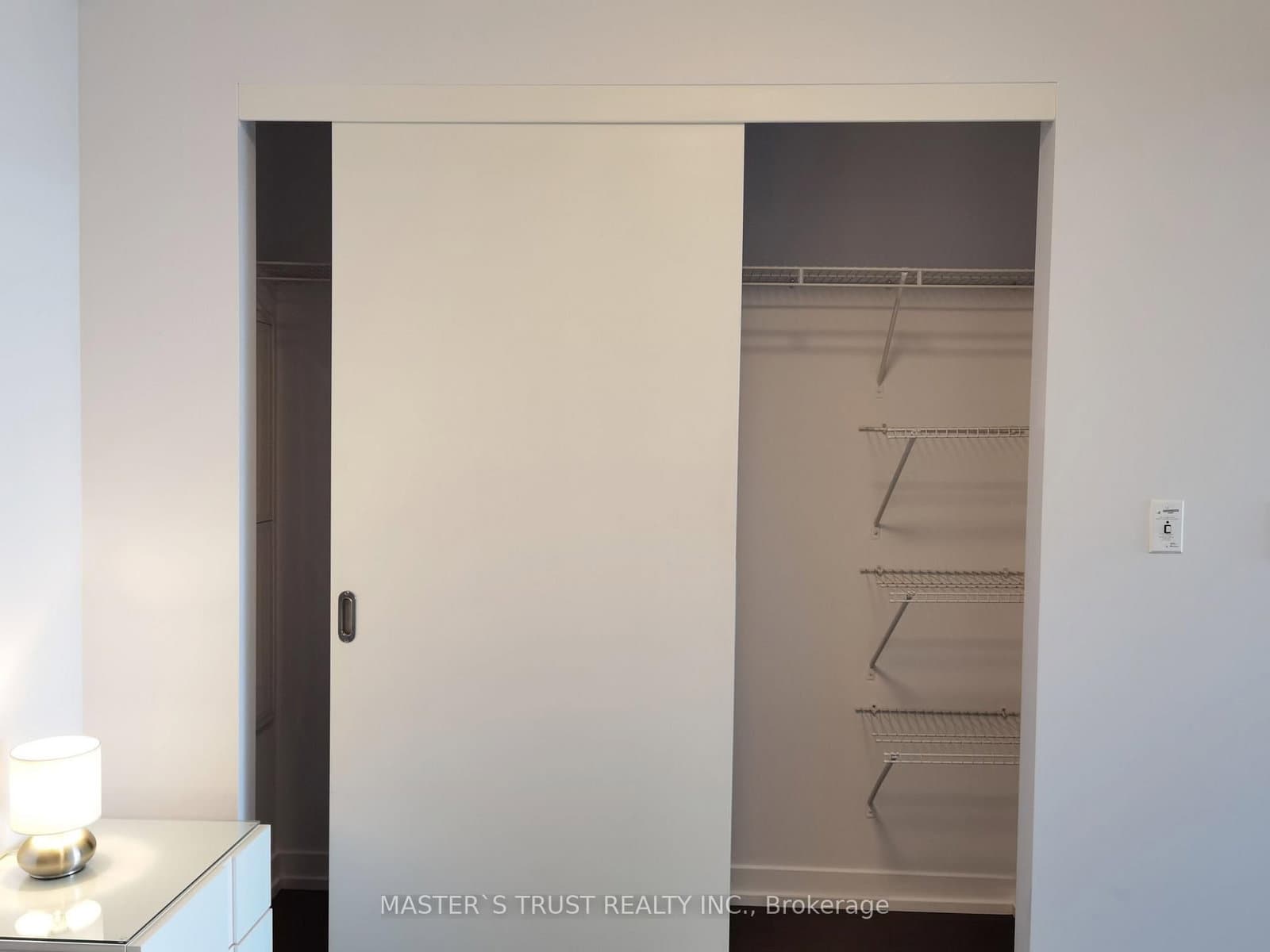 21 Widmer Street, Unit 2805 thumbnail 17