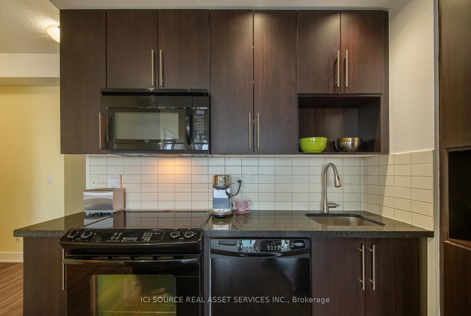28 Linden Street, Unit 2303 thumbnail 20