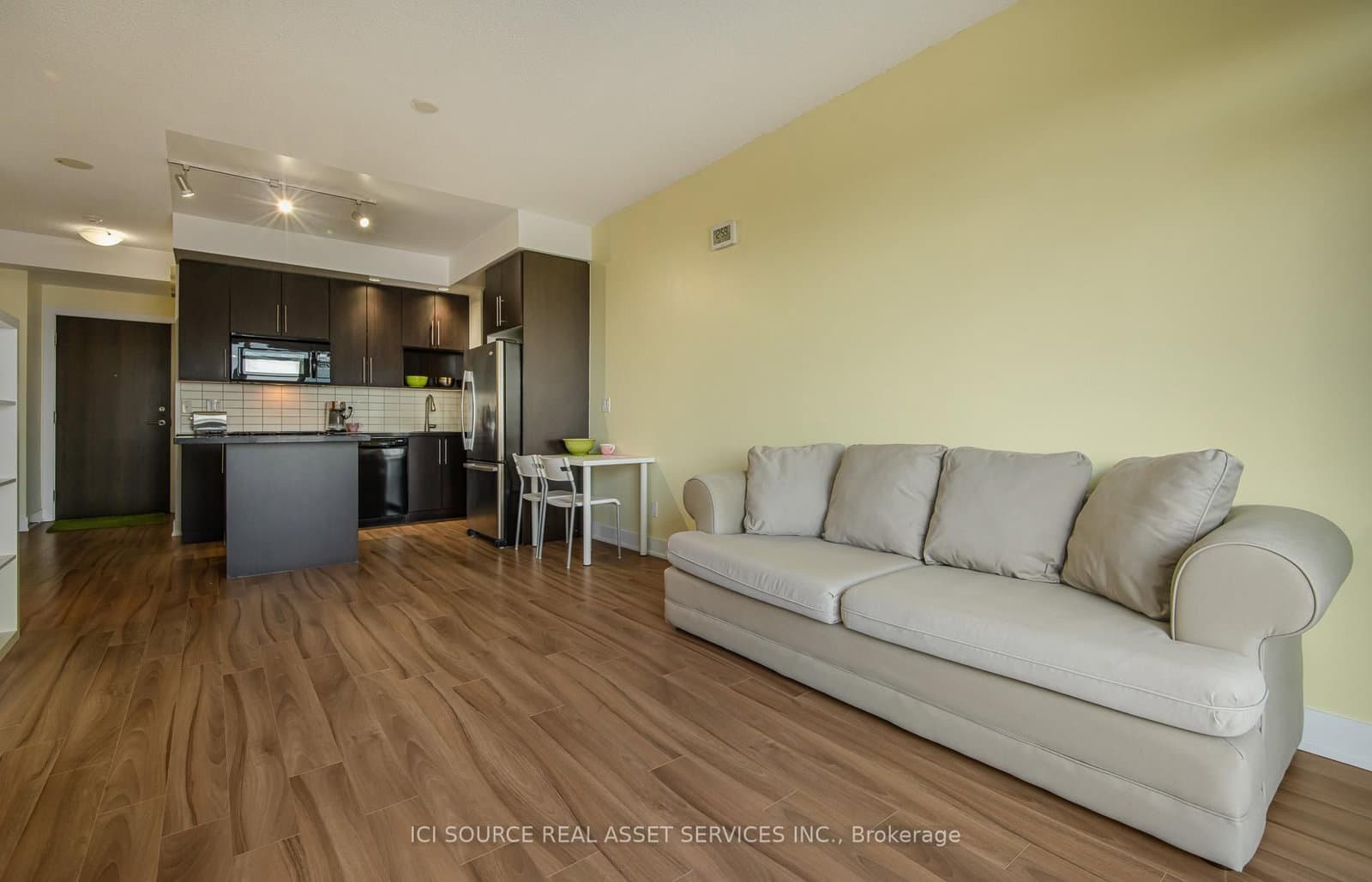 28 Linden Street, Unit 2303 thumbnail 4