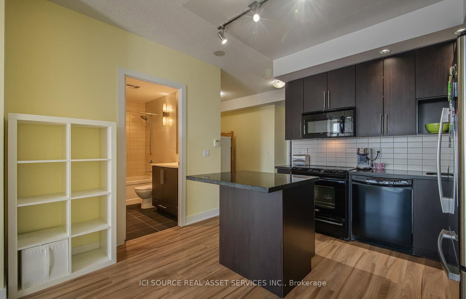 28 Linden Street, Unit 2303 thumbnail 8
