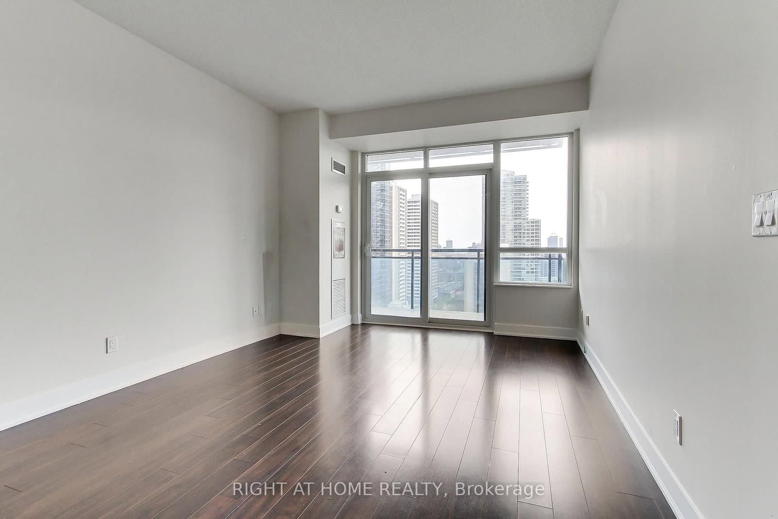 28 Linden Street, Unit 1405 thumbnail 21