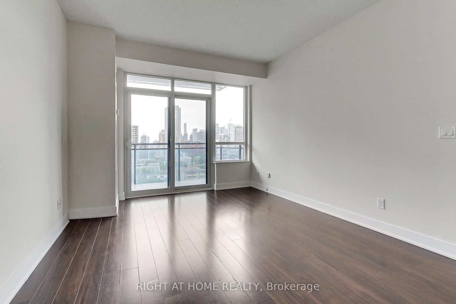 28 Linden Street, Unit 1405 thumbnail 22