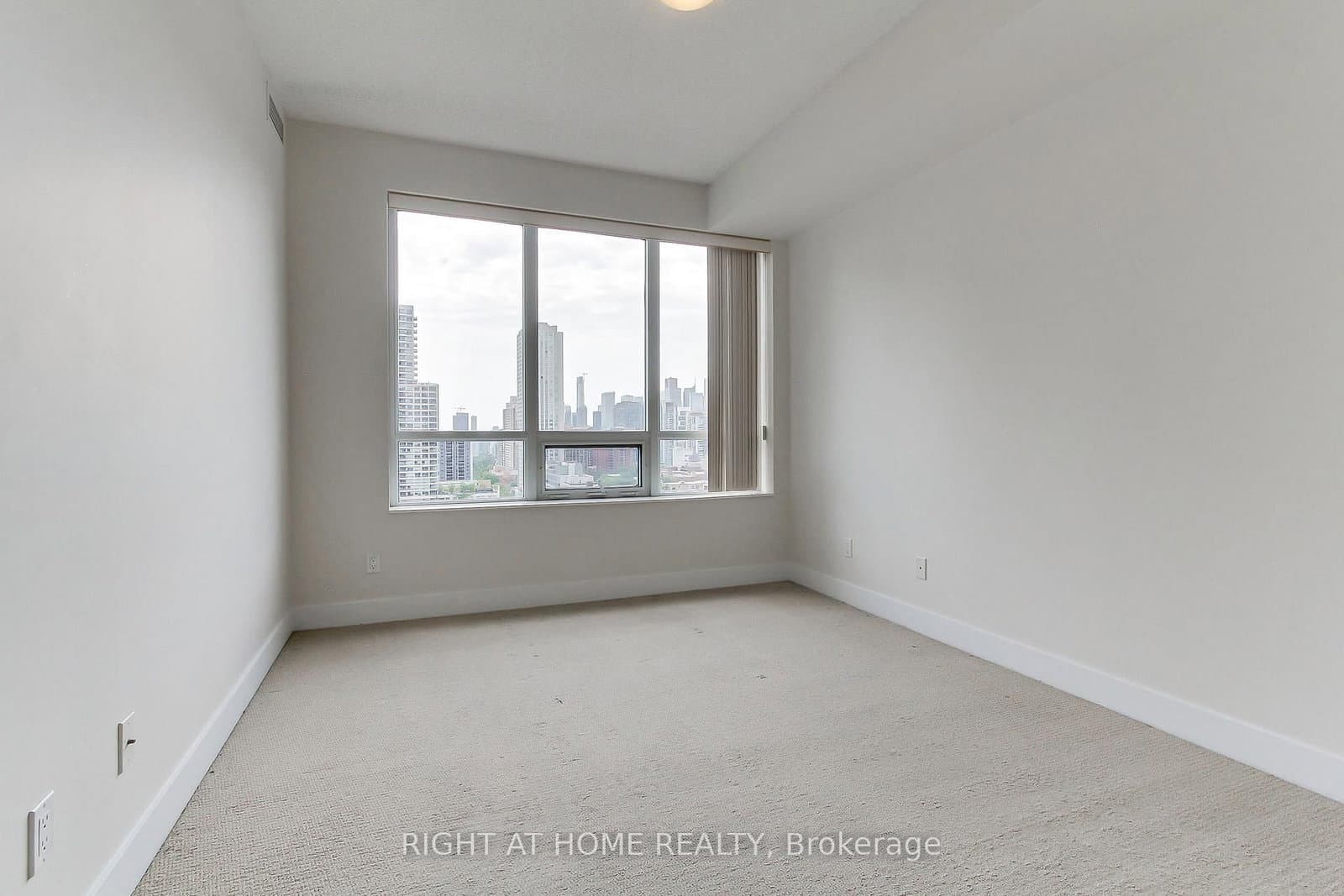 28 Linden Street, Unit 1405 thumbnail 25