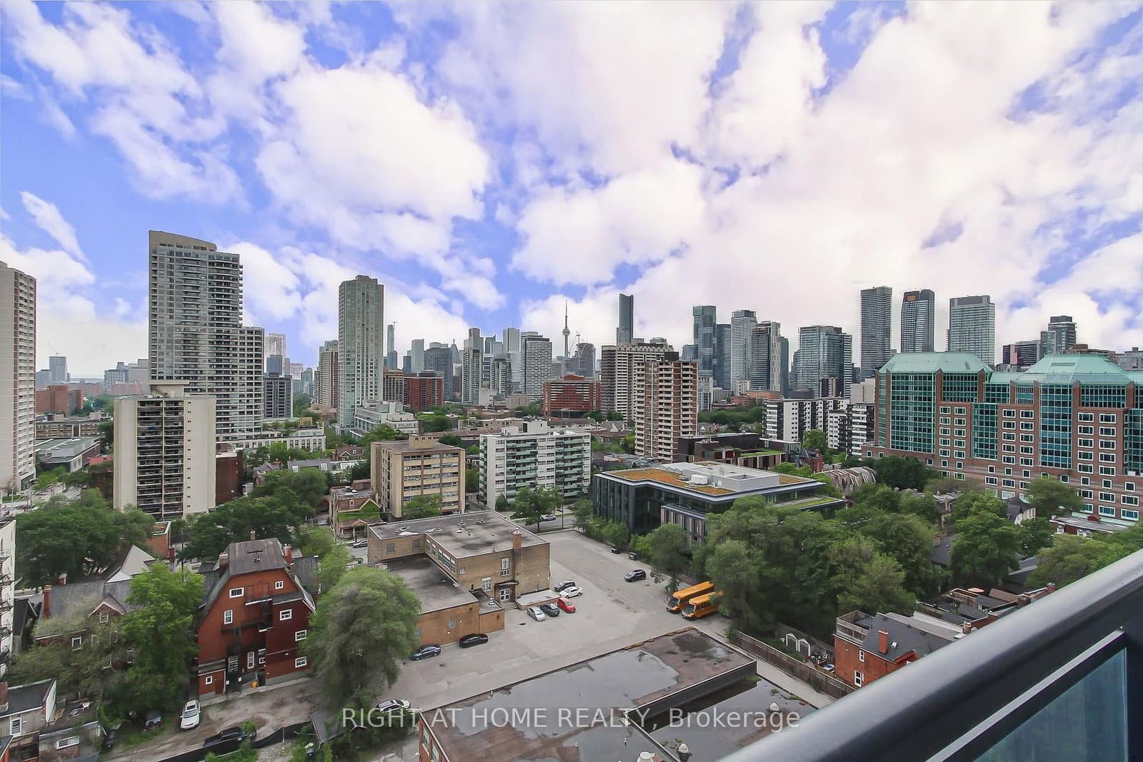 28 Linden Street, Unit 1405 thumbnail 35
