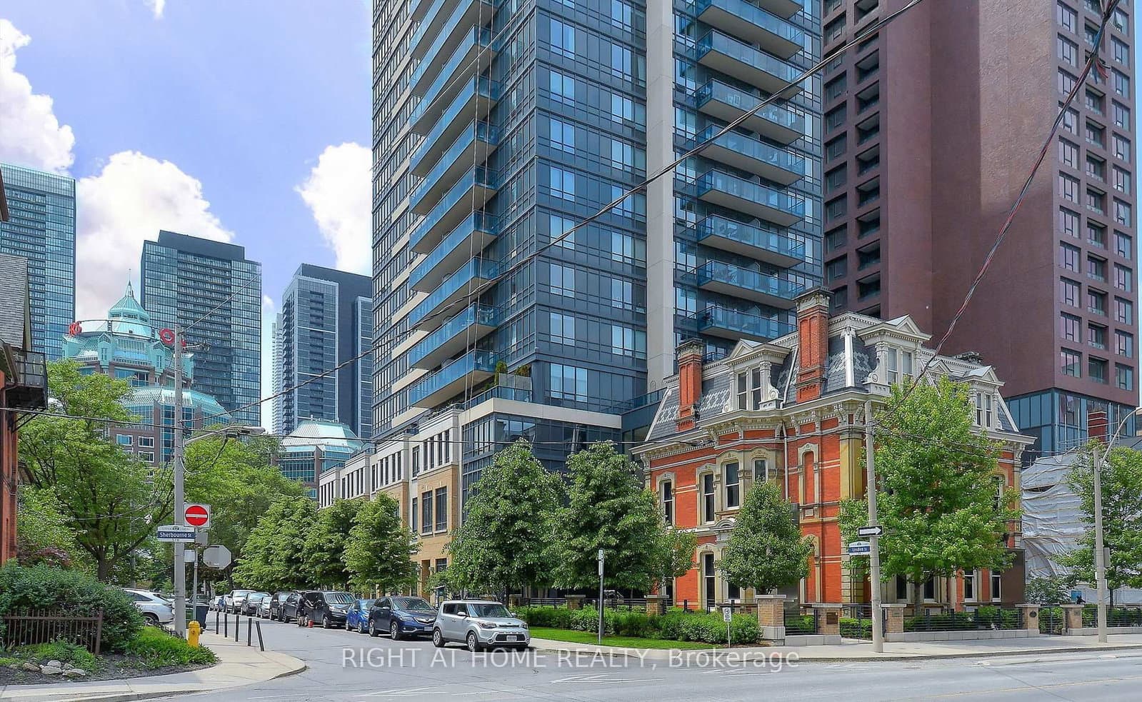 28 Linden Street, Unit 1405 thumbnail 5