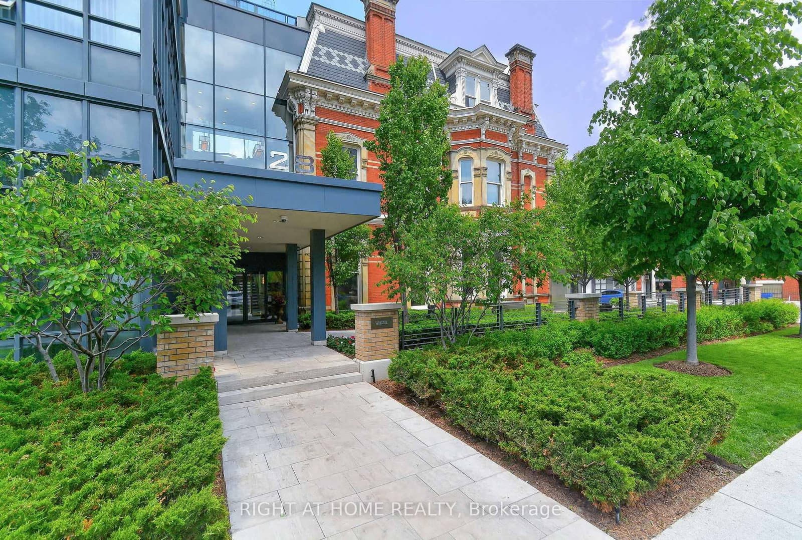 28 Linden Street, Unit 1405 thumbnail 7