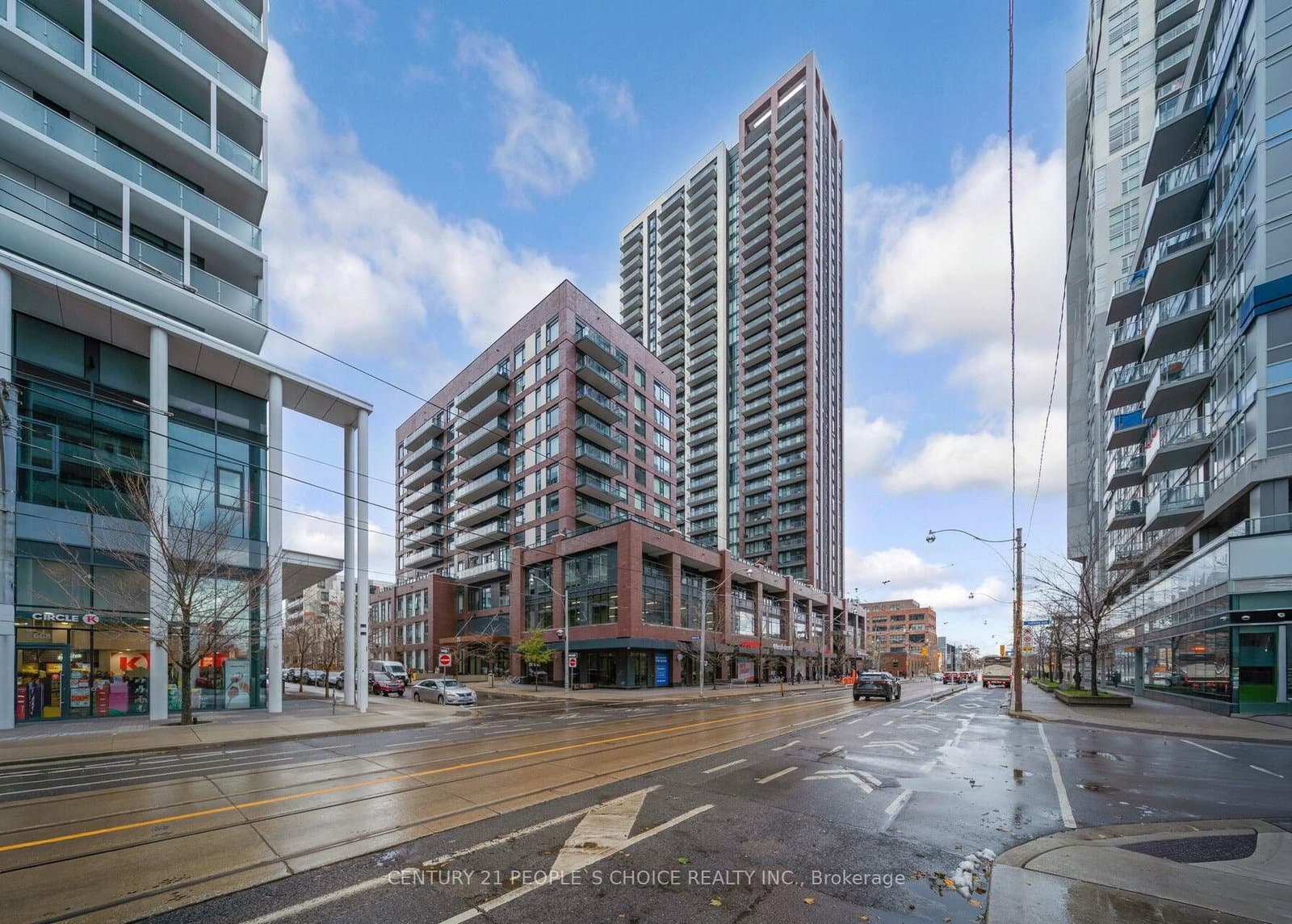 #323 - 35 Tubman Avenue