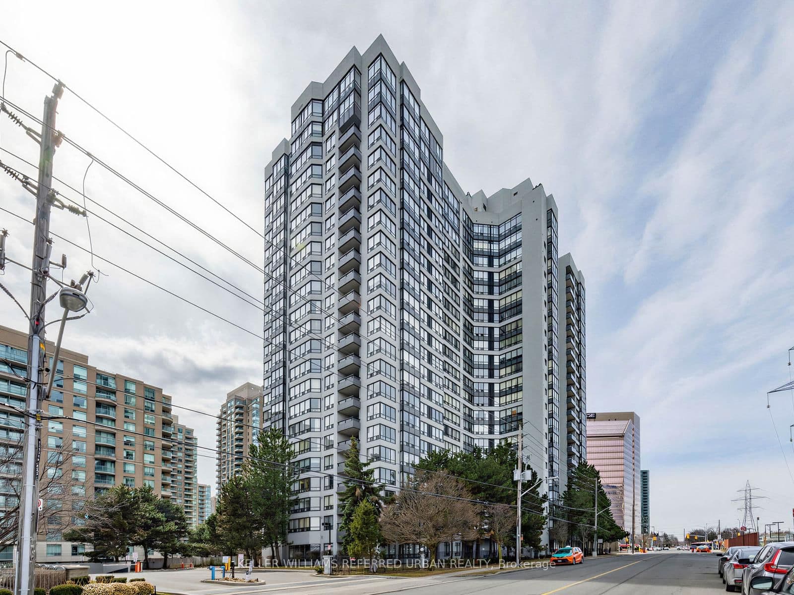 #217 - 7 Bishop Avenue