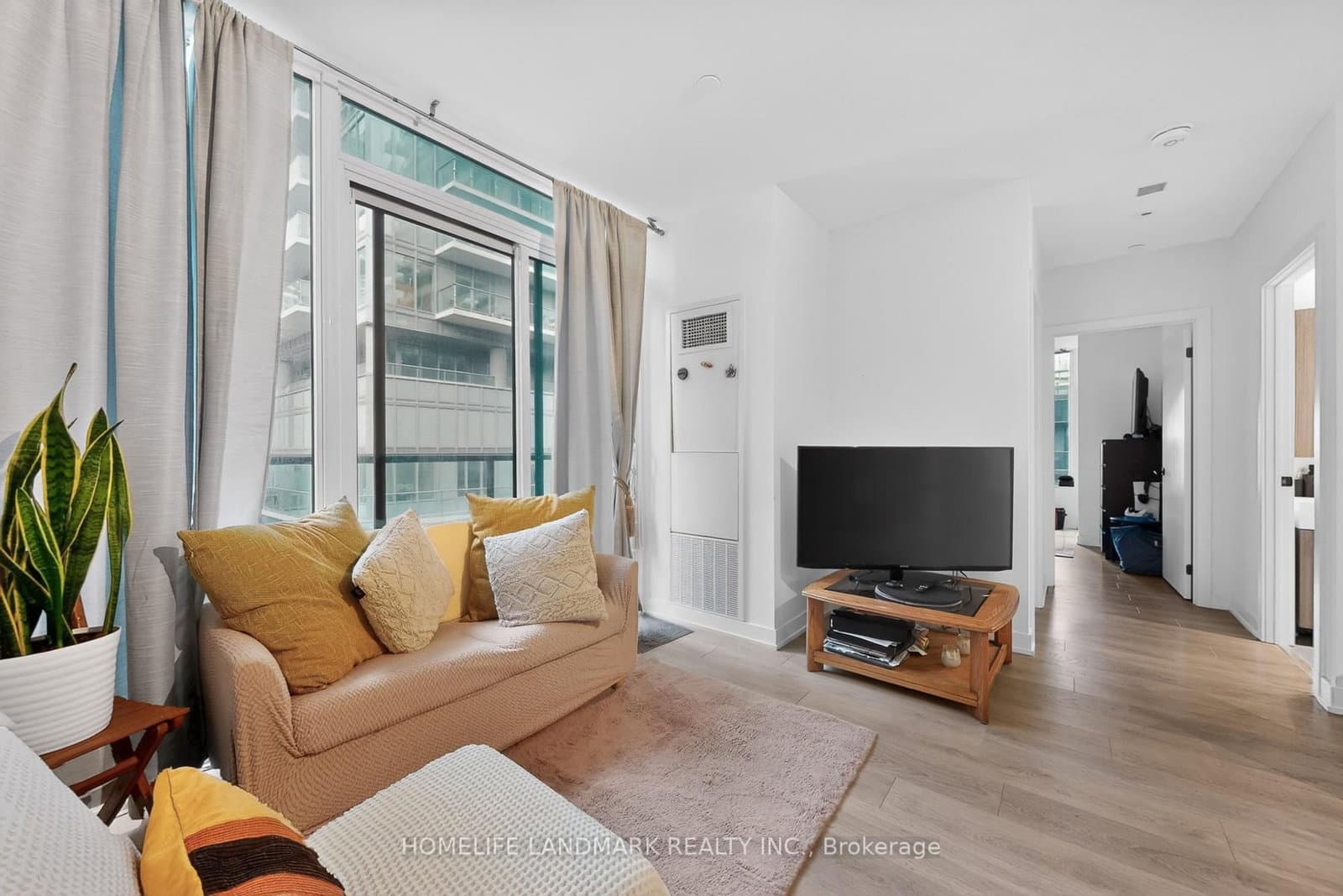 127 Broadway Avenue, Unit 606 thumbnail 14