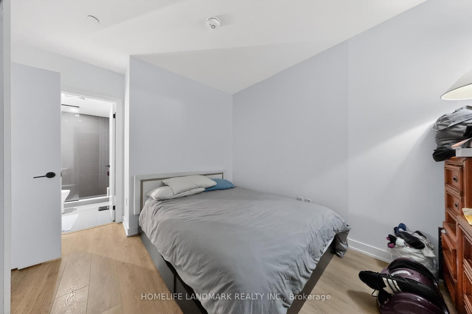 127 Broadway Avenue, Unit 606 thumbnail 16