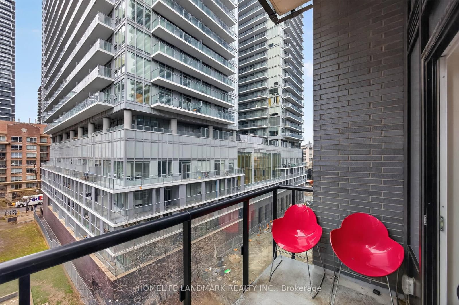 127 Broadway Avenue, Unit 606 thumbnail 25