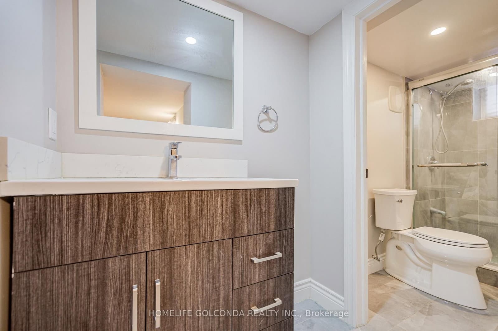 59 Wolseley Street, Unit Basement thumbnail 2