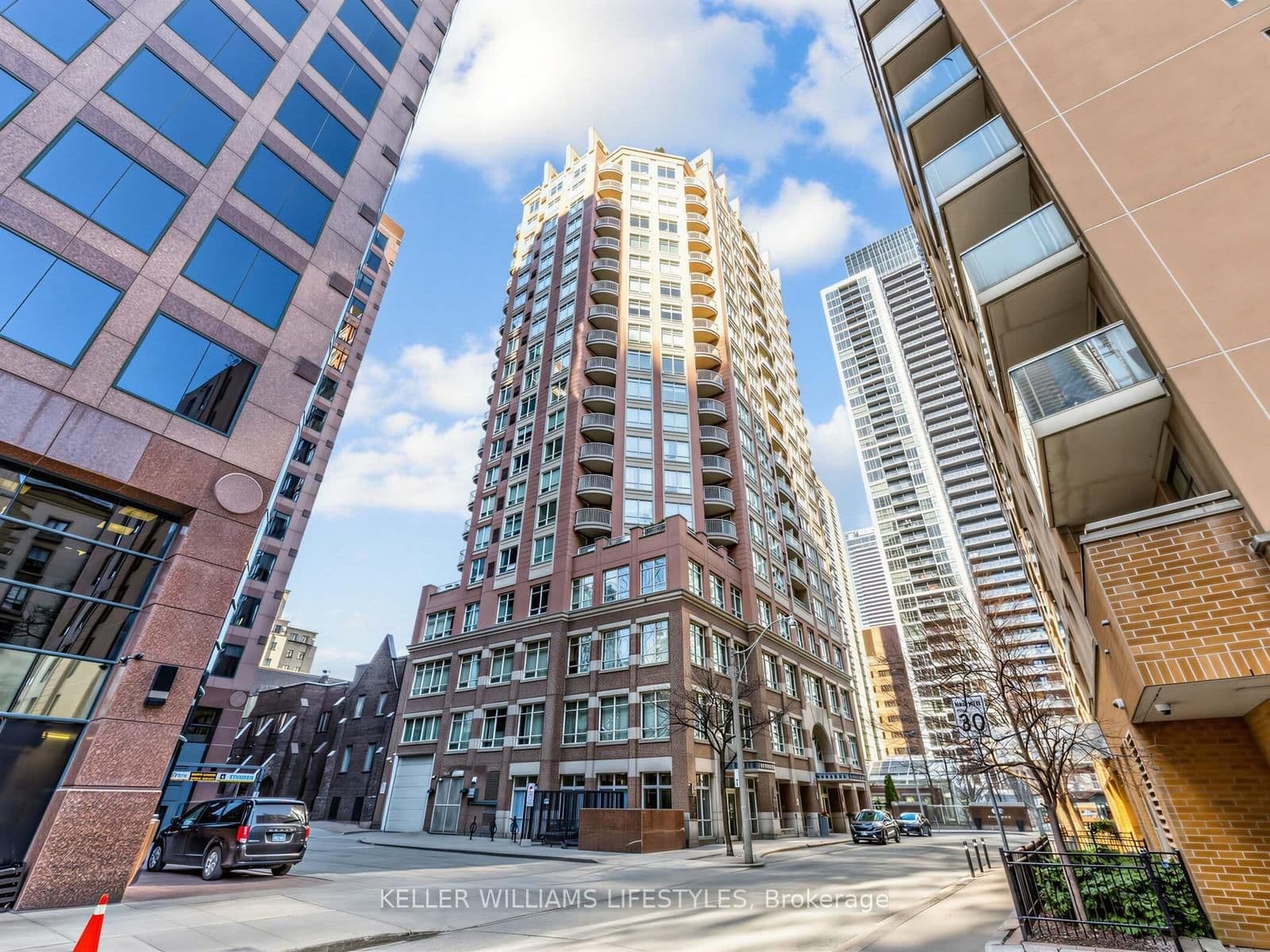 #510 - 100 Hayden Street