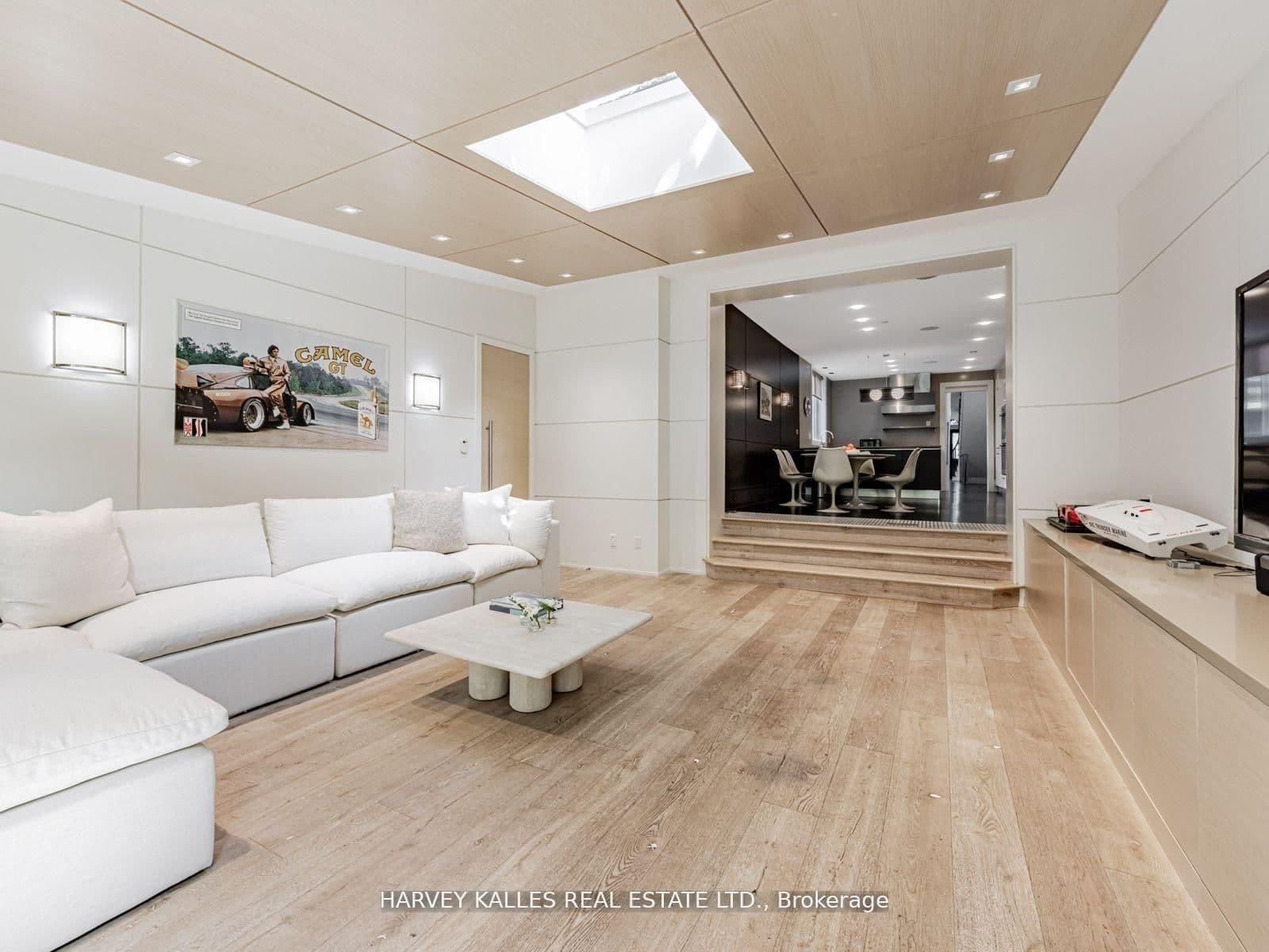 80 Hazelton Avenue thumbnail 15