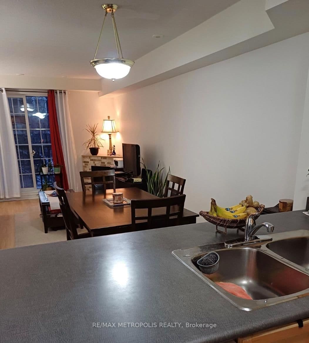 45 Cedarcroft Boulevard, Unit 12 thumbnail 3