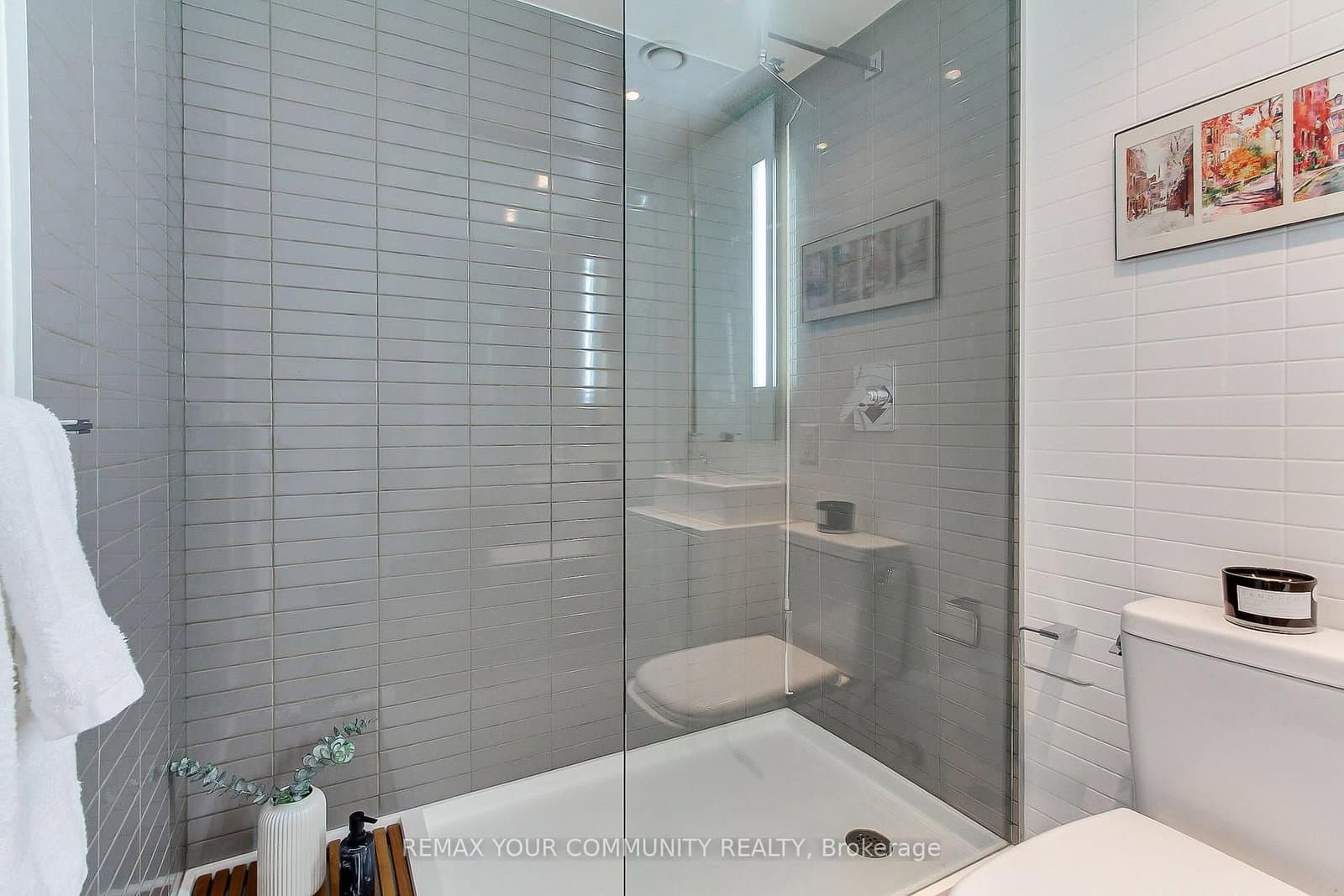 629 King Street, Unit 1224 thumbnail 14