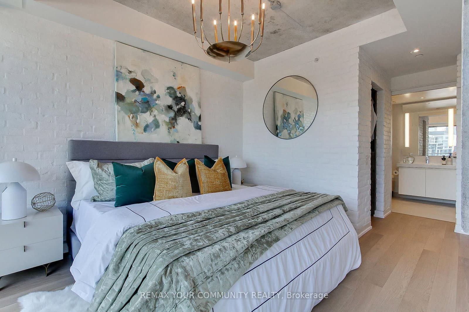 629 King Street, Unit 1224 thumbnail 15