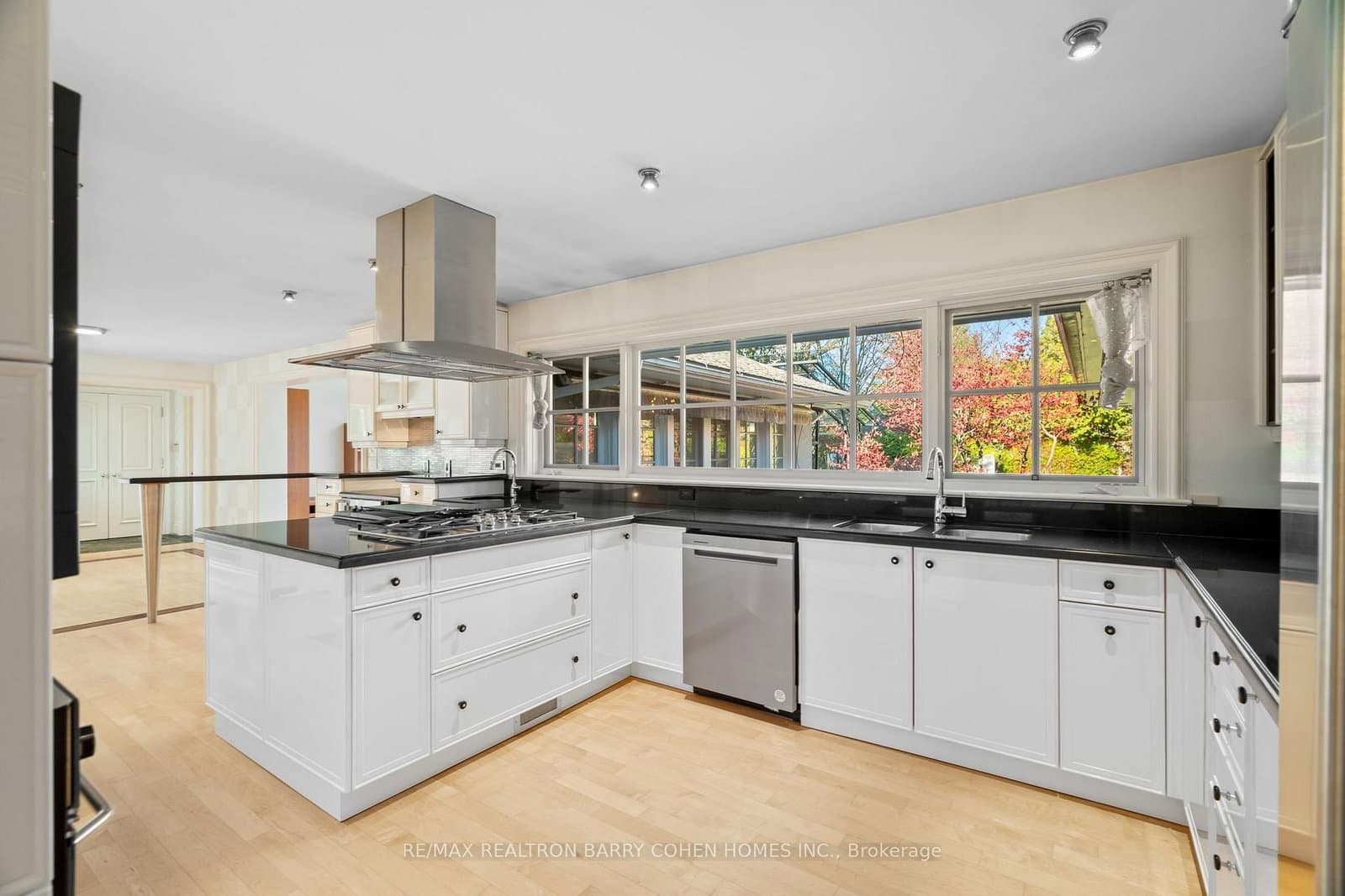 80 Bayview Ridge thumbnail 9