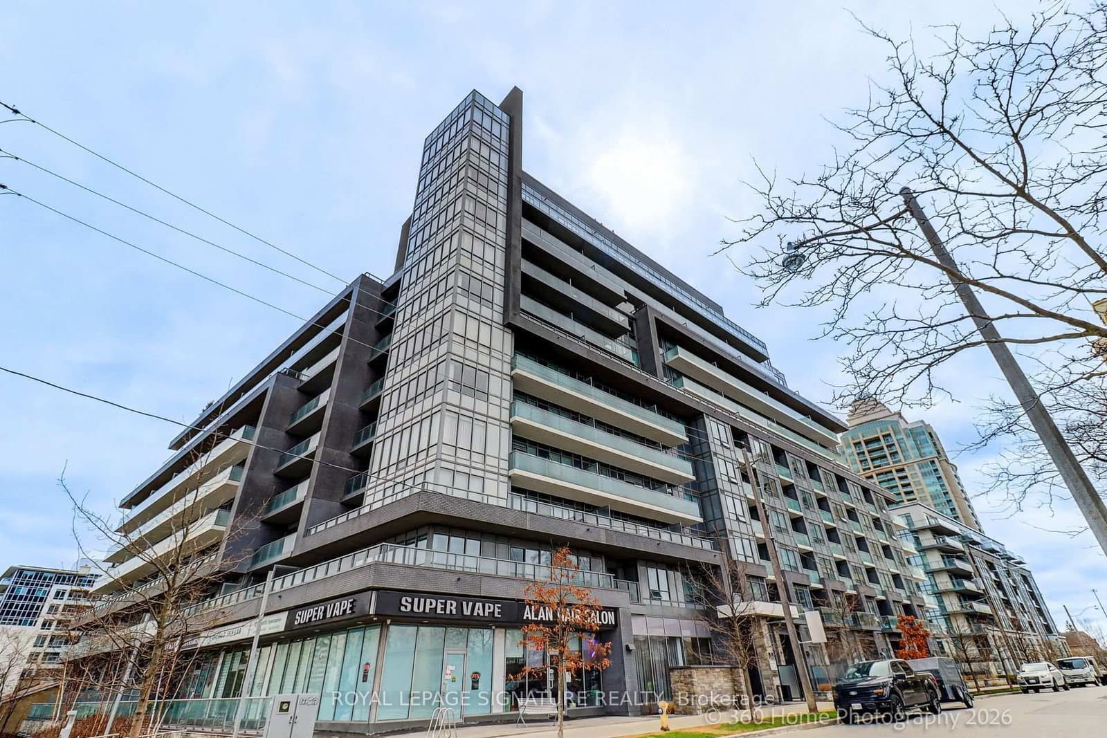 #301 - 7 Kenaston Gardens