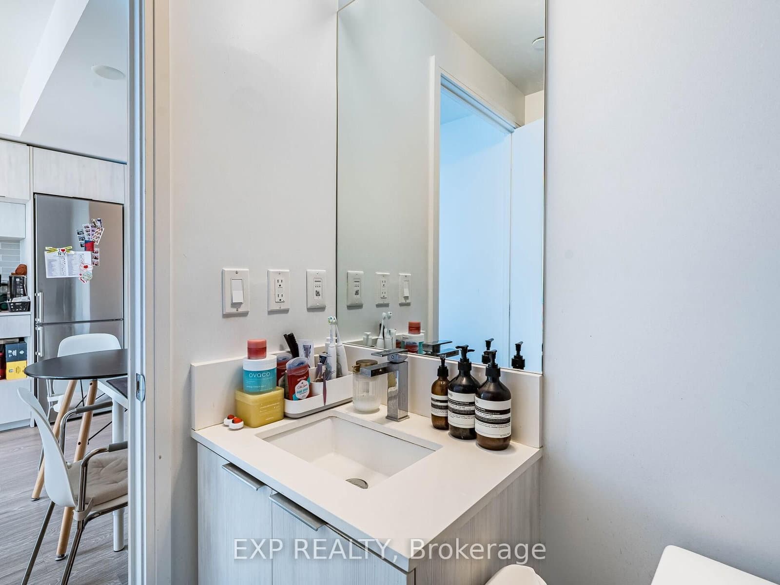 181 Dundas Street E, Unit 3708 thumbnail 17