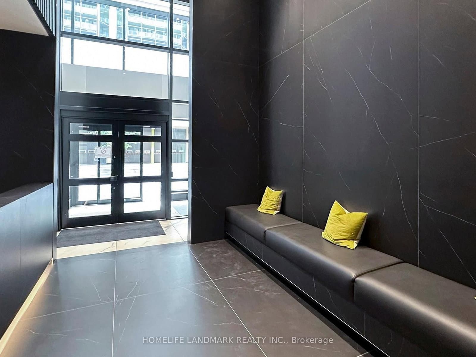 20 Edward Street, Unit 1419 thumbnail 10