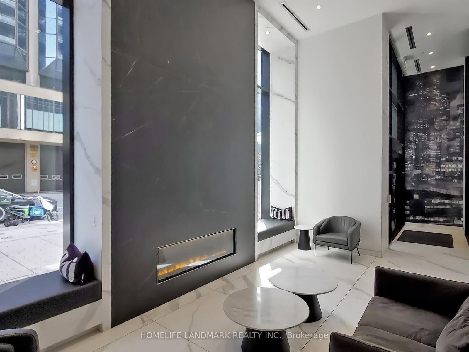 20 Edward Street, Unit 1419 thumbnail 12