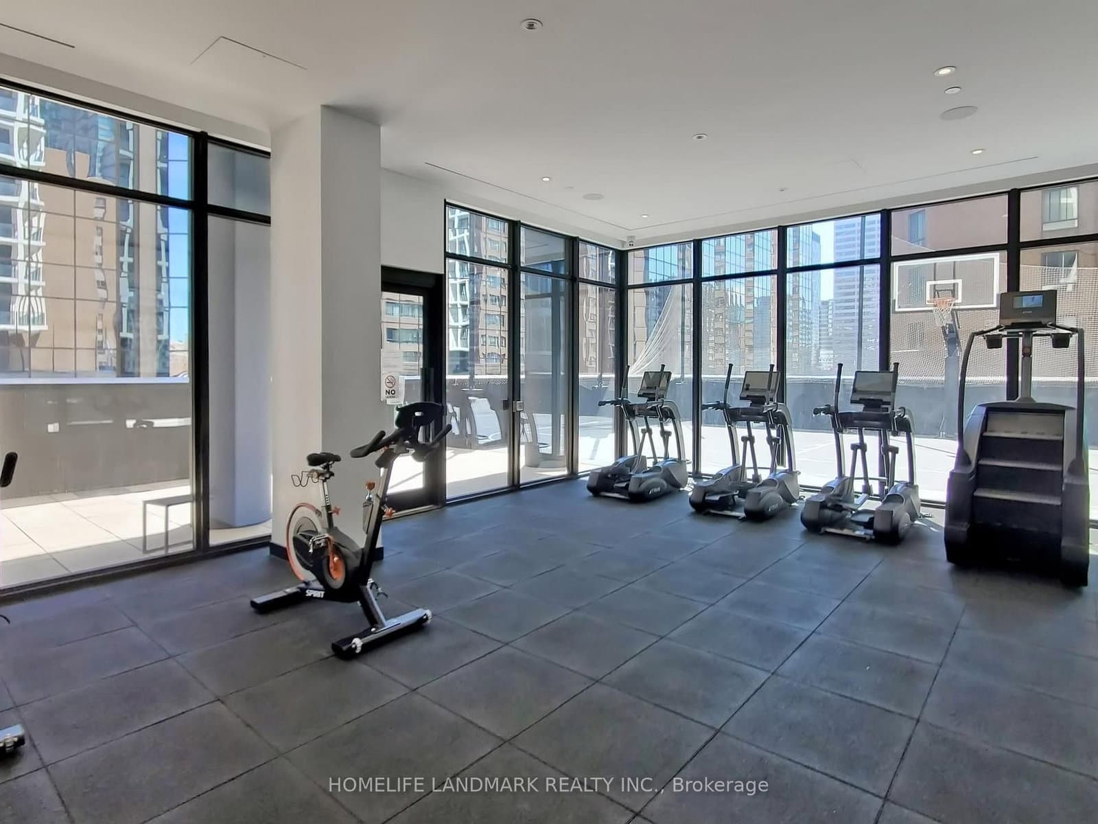 20 Edward Street, Unit 1419 thumbnail 31