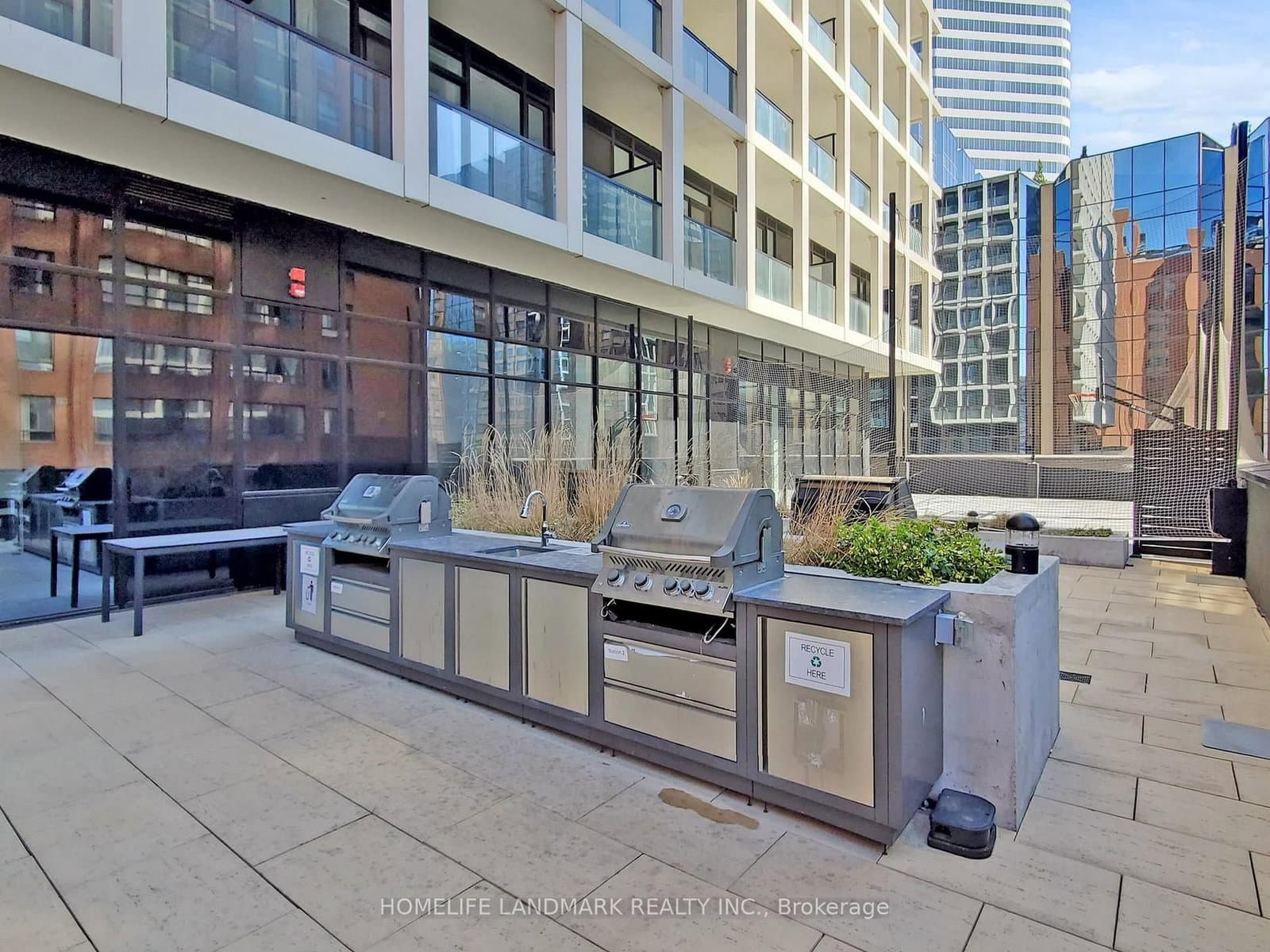 20 Edward Street, Unit 1419 thumbnail 39