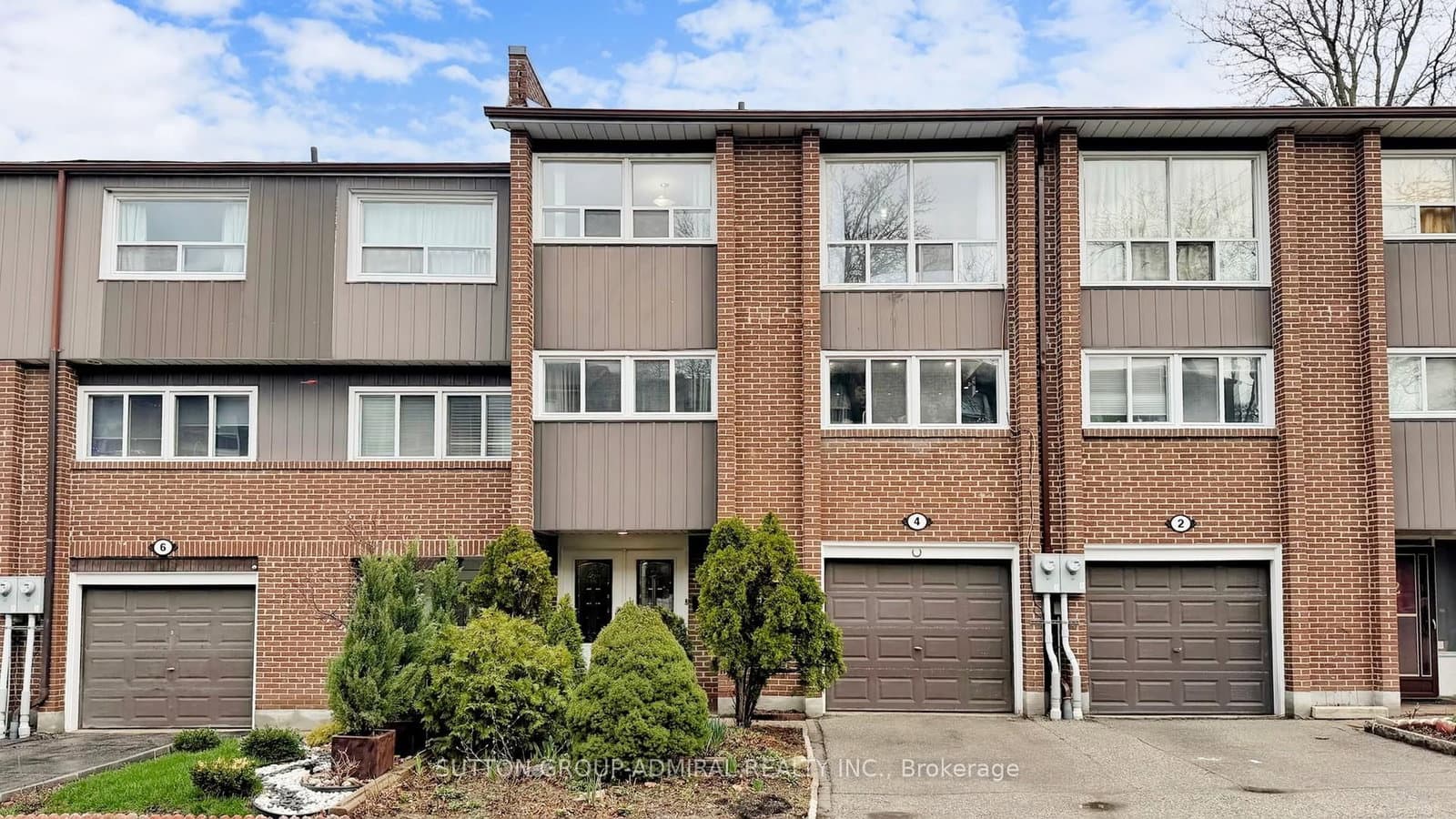 4 Dove Hawk Way - Image 1