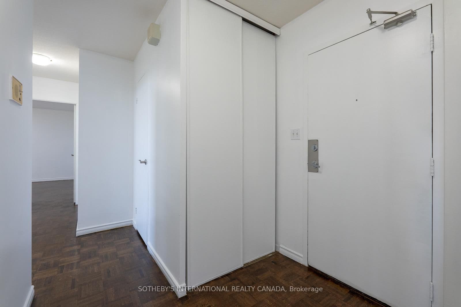 60 Pavane Link Way, Unit 706 thumbnail 17