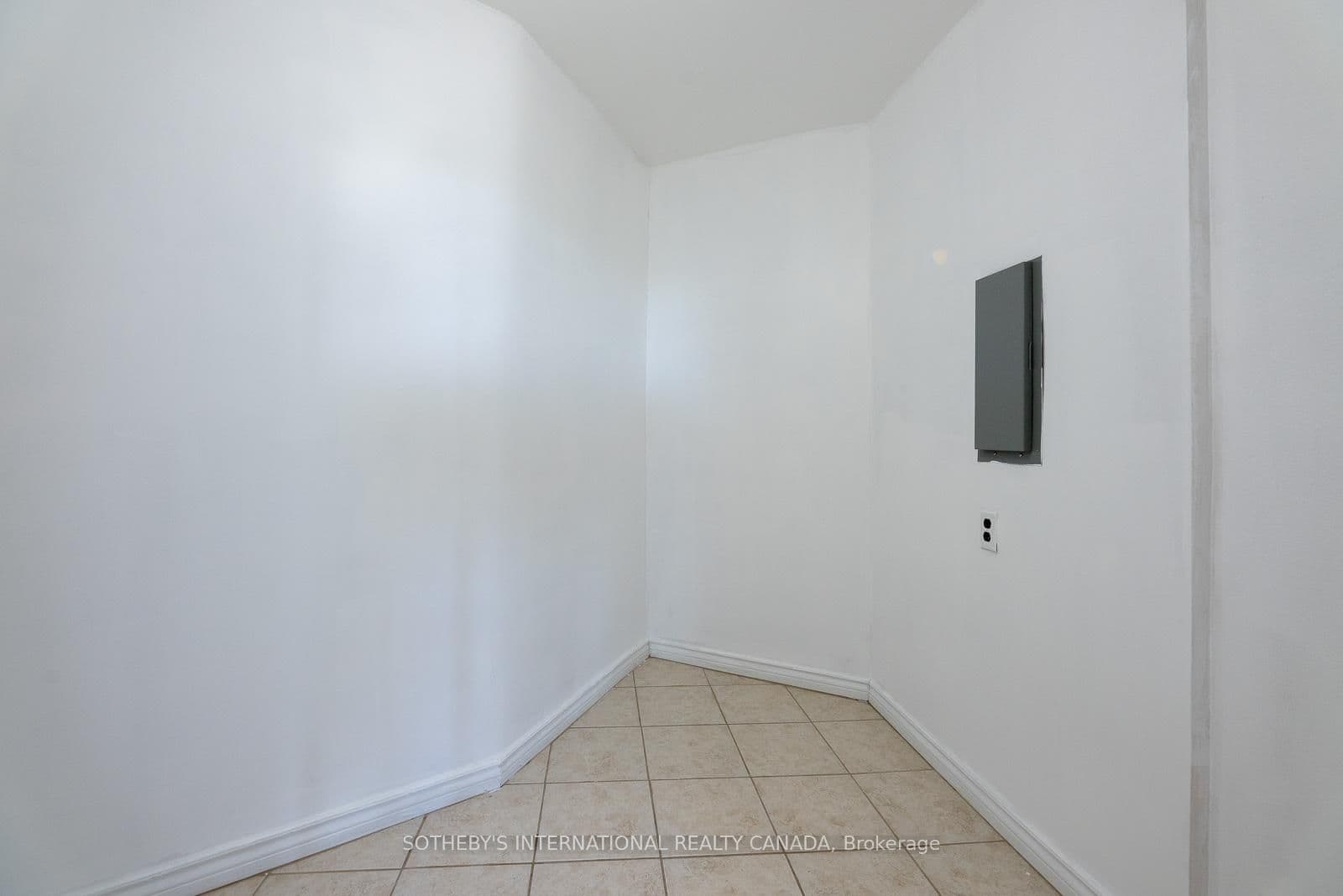 60 Pavane Link Way, Unit 706 thumbnail 21