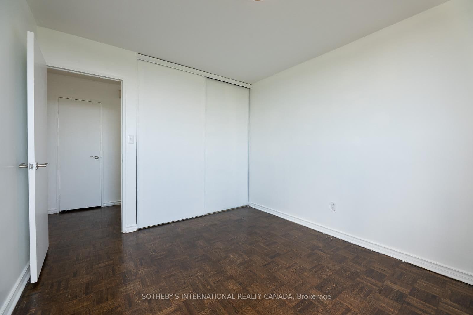 60 Pavane Link Way, Unit 706 thumbnail 25