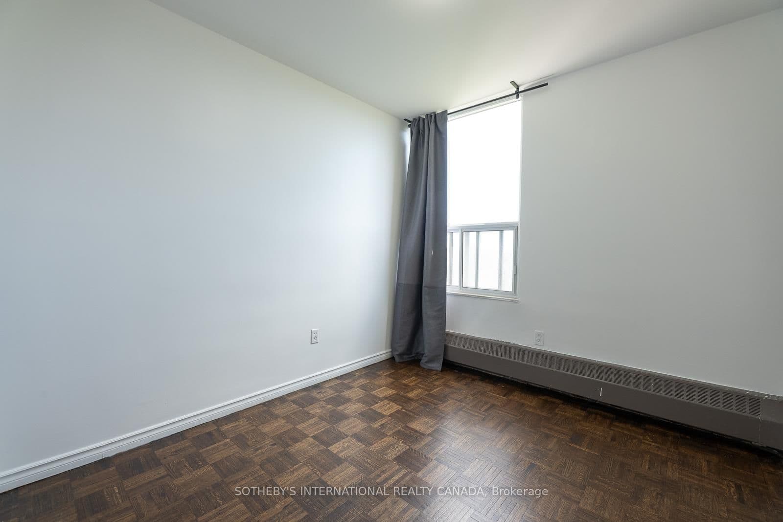 60 Pavane Link Way, Unit 706 thumbnail 27